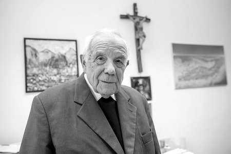 Bischof Maximilian Aichern