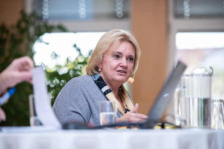 Polak zu Auschwitz-Gedenktag: Betroffenheit allein ist zu wenig