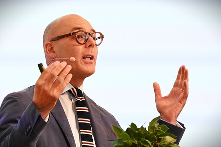 Philosoph, Universität Bonn, bei einem Vortrag am 8. August 2026 bei den 'Salzburger Hochschulwochen'